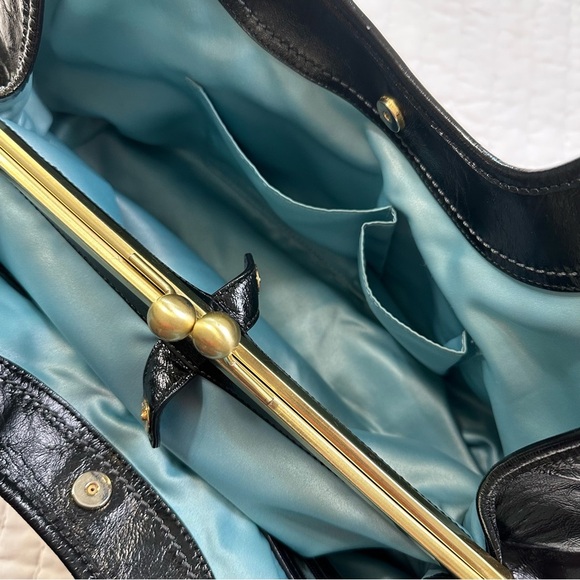 Authentic Vintage Coach Brass Kisslock Pleated Ergo  Patent Black Shoulder Bag - Picture 5 of 13